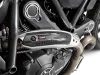 Vue 2 de l'échappement Heat Shield (Carbon) for DUCATI SCRAMBLER URBAN MOTARD/NIGHTSHIFT/ICON/ICON DARK/DESERT SLED 2022
